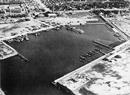 昭和３８年の堺（出島）漁港の航空写真