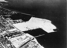 昭和３８年の岸和田漁港の航空写真