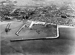 昭和３８年の佐野漁港の航空写真