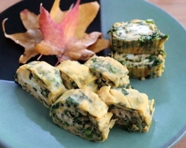 菊菜を入れただし巻き卵