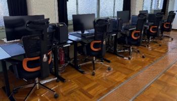 高等学校課13