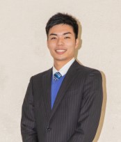 大阪府立和泉総合高等学校　花市教諭の写真です