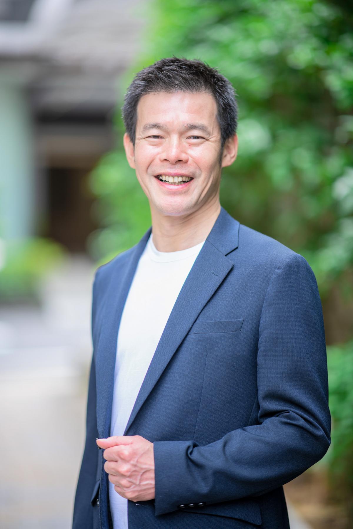 かっこ株式会社代表者ロゴ