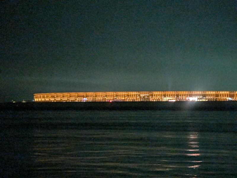 大屋根リング夜景