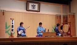 お囃子の説明の様子