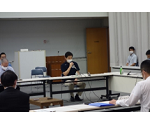 意見交換で発言する知事
