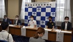 協定締結先企業4社の代表出席者と知事
