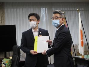 知事と総務大臣