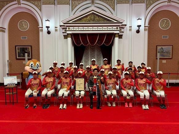 選手(関係者含む)と知事