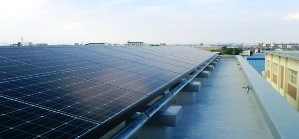 貝塚高校の太陽光パネル