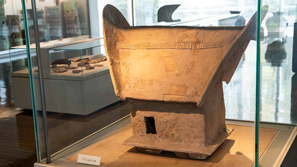 文化財調査事務所1階ロビーの写真(家形埴輪)