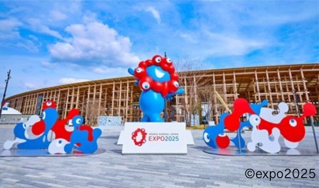 ミャクミャクモニュメント