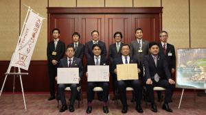 チューリッヒ保険会社様の集合写真