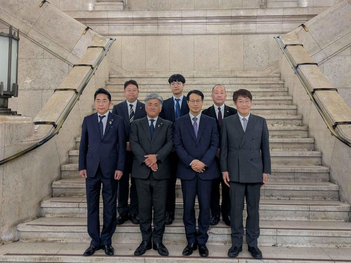 表敬訪問の様子2