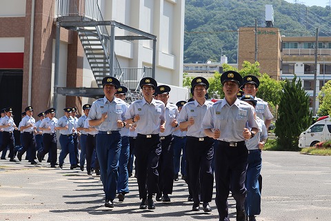 09sannpai