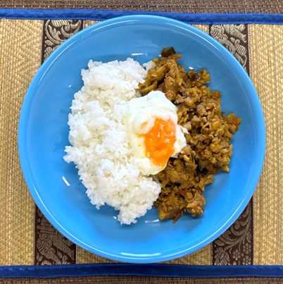 野菜たっぷりドライカレー