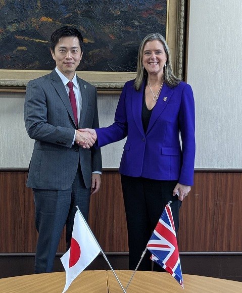 英国