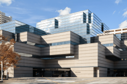 中央図書館