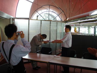 画像です。トヨタカローラ南海（株）熊取店1