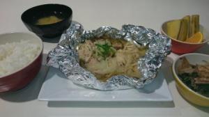 鶏肉ときのこのホイル焼きランチの写真
