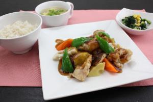 鶏肉と7種野菜の黒酢あんセットの写真