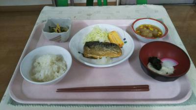 サバの塩焼の写真