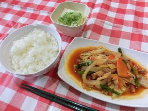 ダッカルビ風野菜炒め＋冷奴V.O.S.ランチの画像