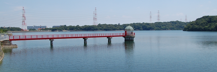 光明池取水塔