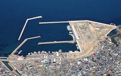 平成21年の深日漁港の航空写真