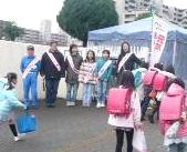 おはようあいさつ運動の様子