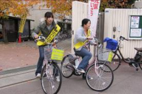 登下校の安全見守り活動のようす