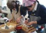 こけら寿司作りのようす