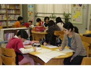小学校の放課後学習室