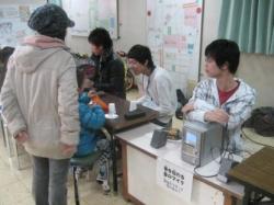 ふれあいフェスタでの“おもしろ科学遊び”コーナー