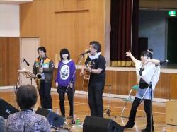 「シャンテ」の公演の様子