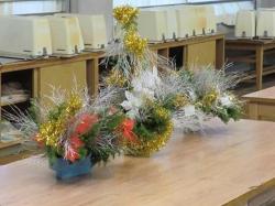 出来上がったクリスマス用の生け花の様子