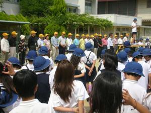 通学路の見守り活動