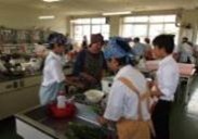 調理実習サポートの様子