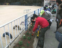 花植え活動の様子