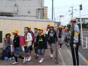 保護者によるあいさつ運動