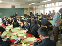 家庭科実習のようす