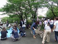 花のボランティアの活動のようす