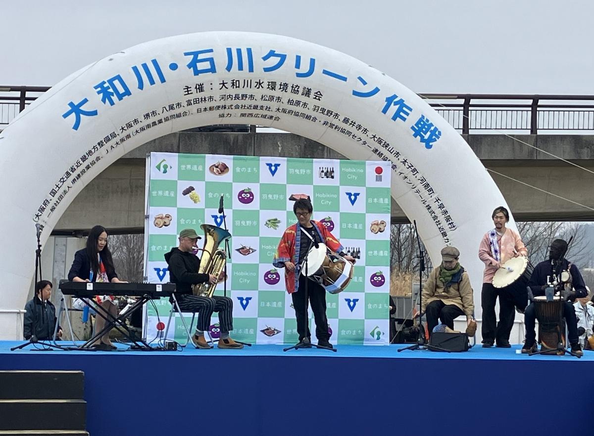 クラゲバンド演奏3