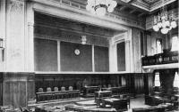 大阪府議会議場（大正15年10月頃の写真）