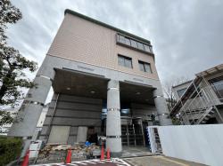箕面子ども家庭センター外観
