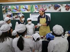 学校給食会による実技指導
