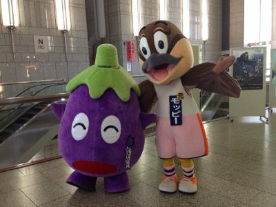 モッピーとなすびん