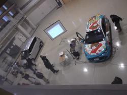 教材用自動車、資材、道具は主催者が搬入して実施している写真右から