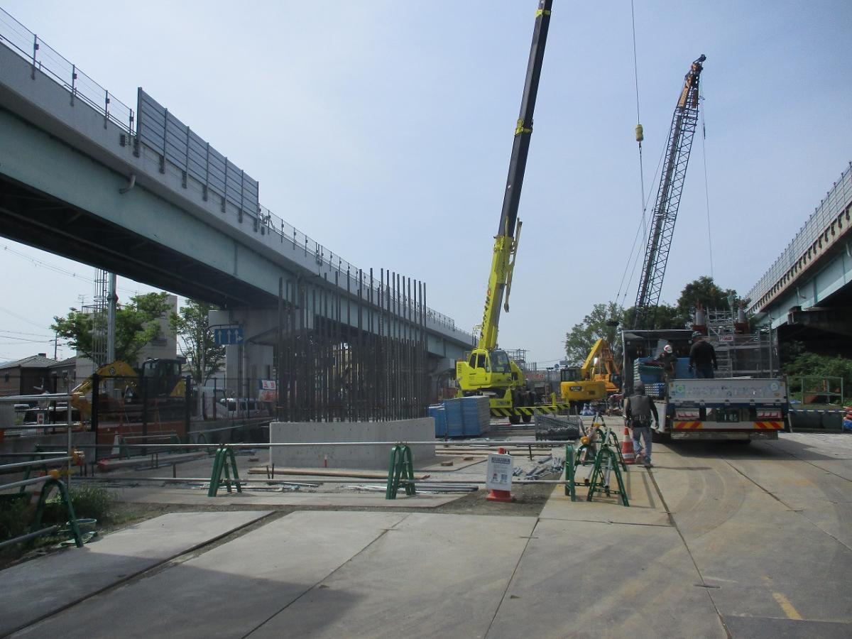 支柱建設工事【中鴻池町工区】01