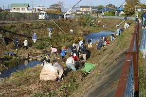 番川を守る会（岬町）の取組みのページへ